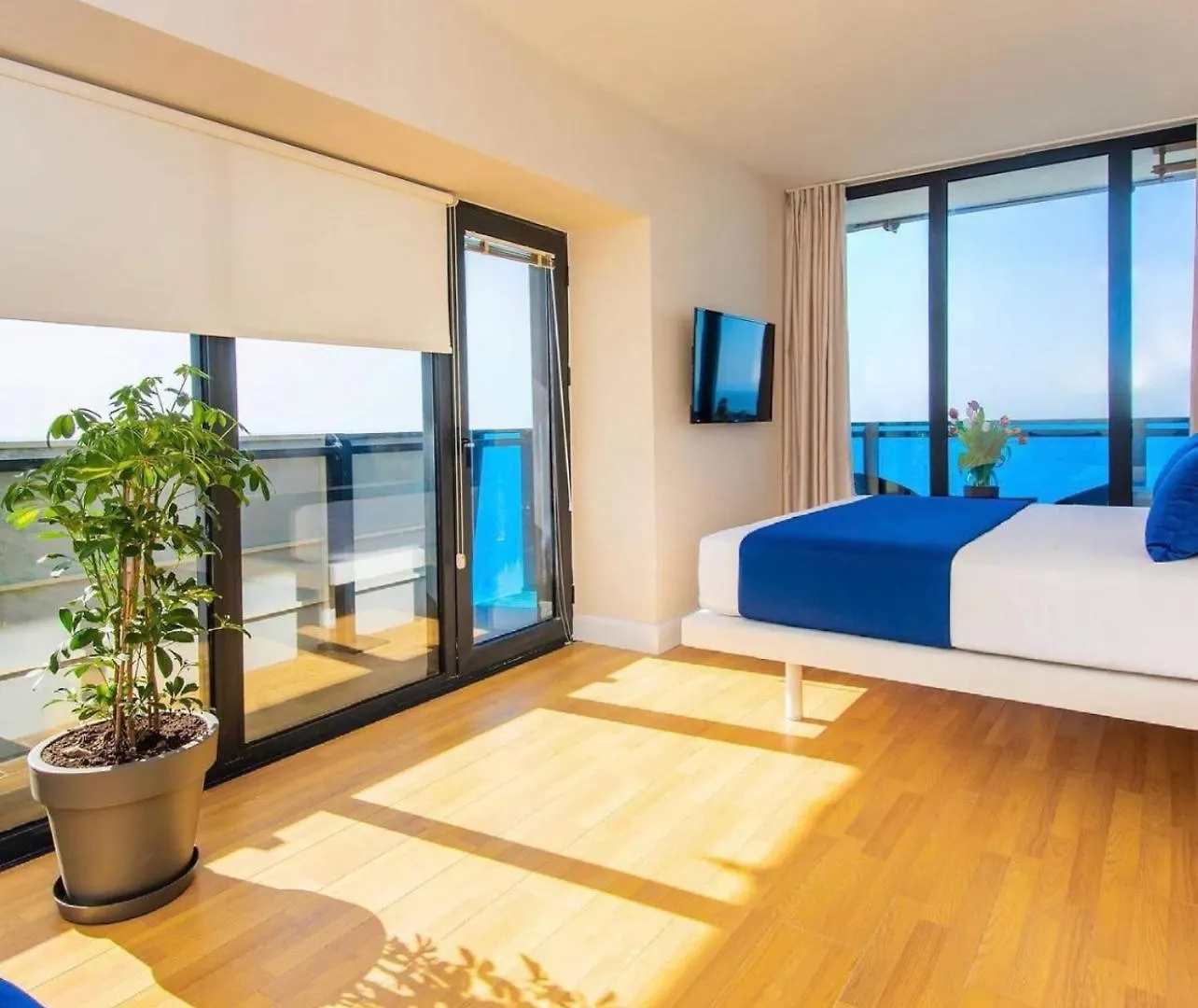 באטומי Orbi Panorama Aparthotel מלון